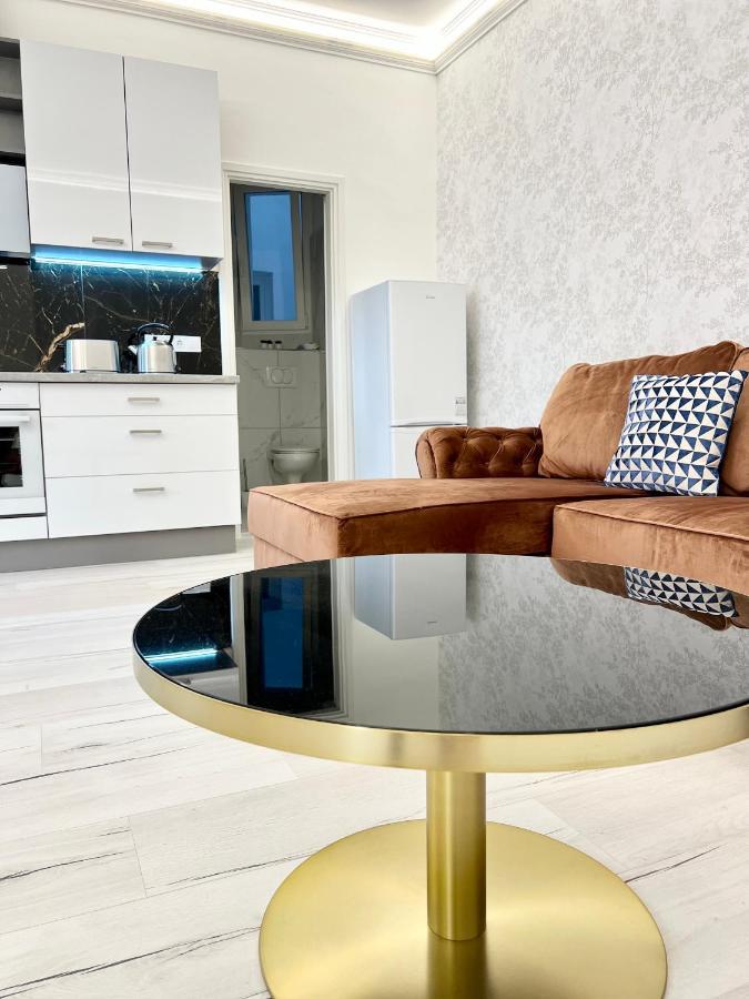 Apartment N24 By Small *